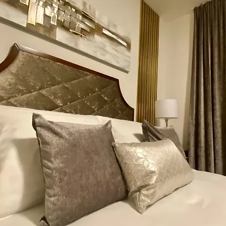 Vice בית הארחה