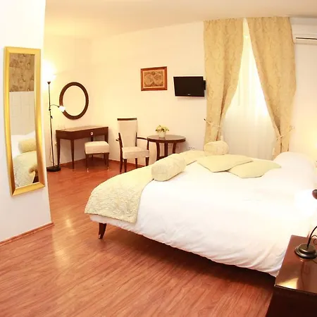 Vice בית הארחה