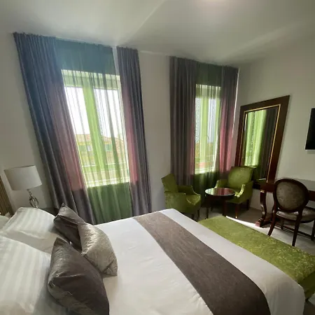 Guesthouse Villa Vice Сплит