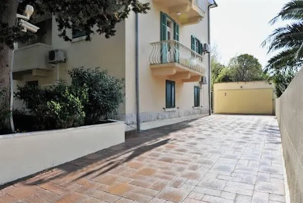 Гостевой дом Guesthouse Villa Vice Сплит