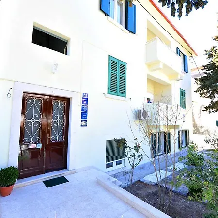 Guest house Guesthouse Villa Vice